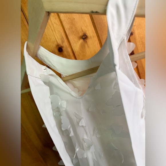 Butterfly White Halter Dress - Picture 5 of 5